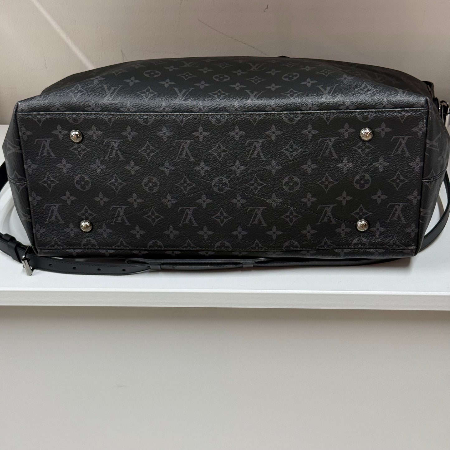 Louis Vuitton Explorer