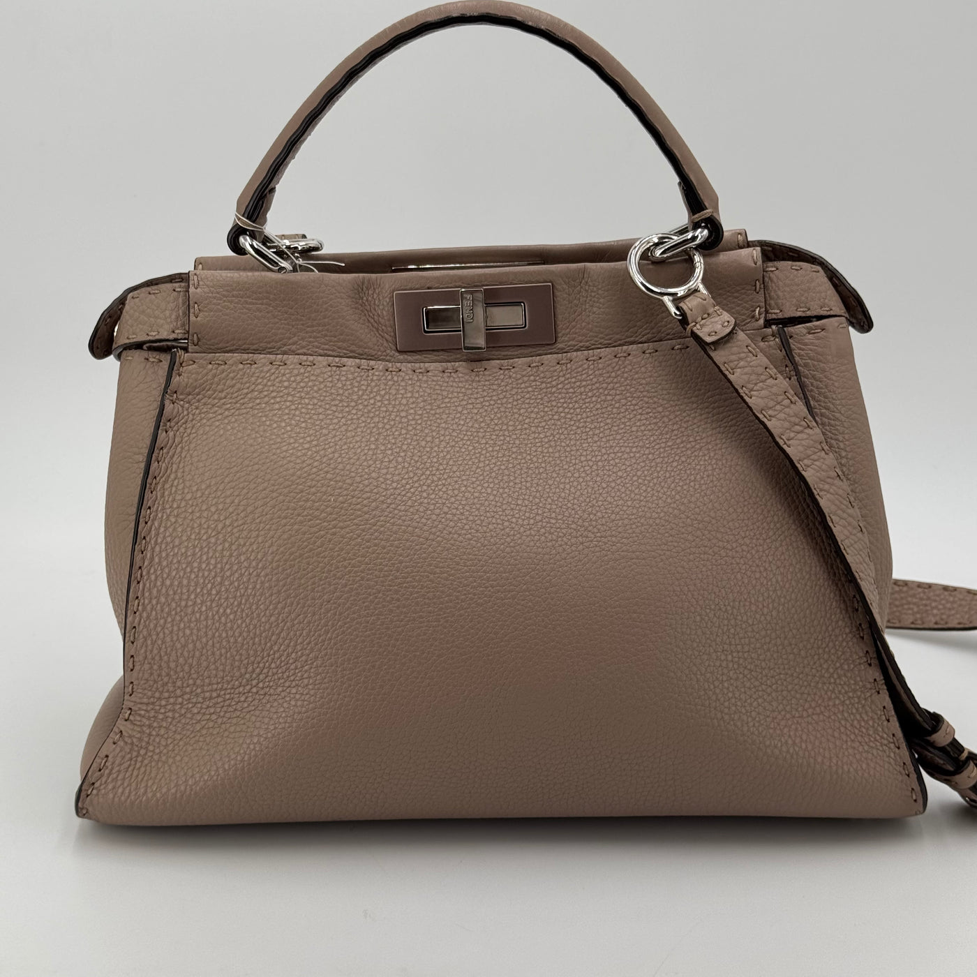 Fendi Peekaboo selleria MM