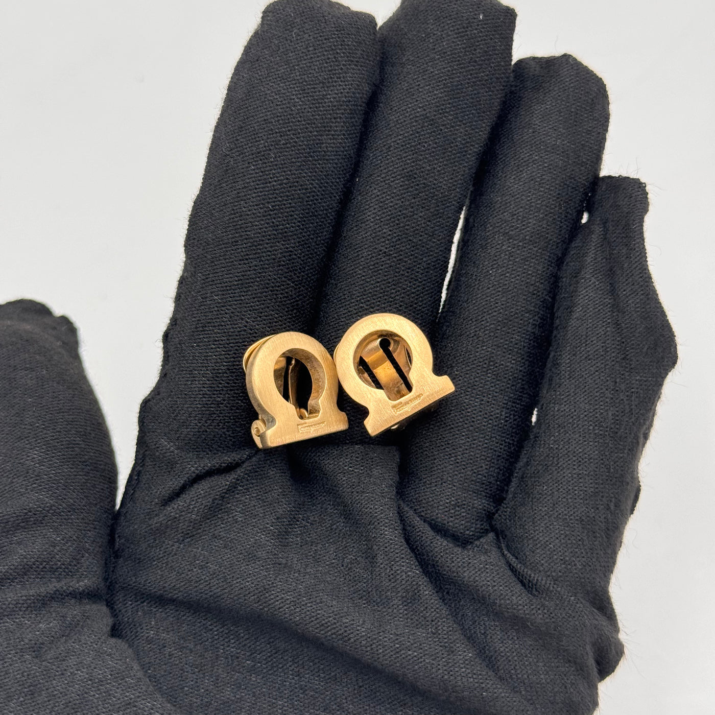 Salvatore Ferragamo Clips Gancini