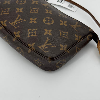 Louis Vuitton pochette accessoires