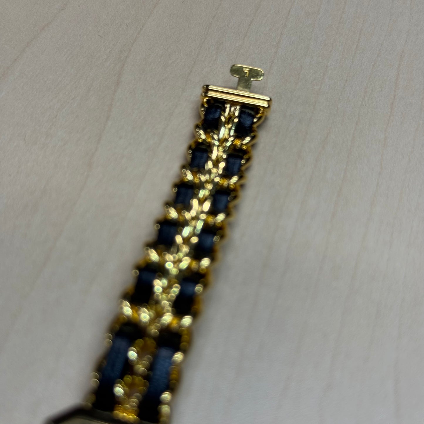 Chanel montre première originale L