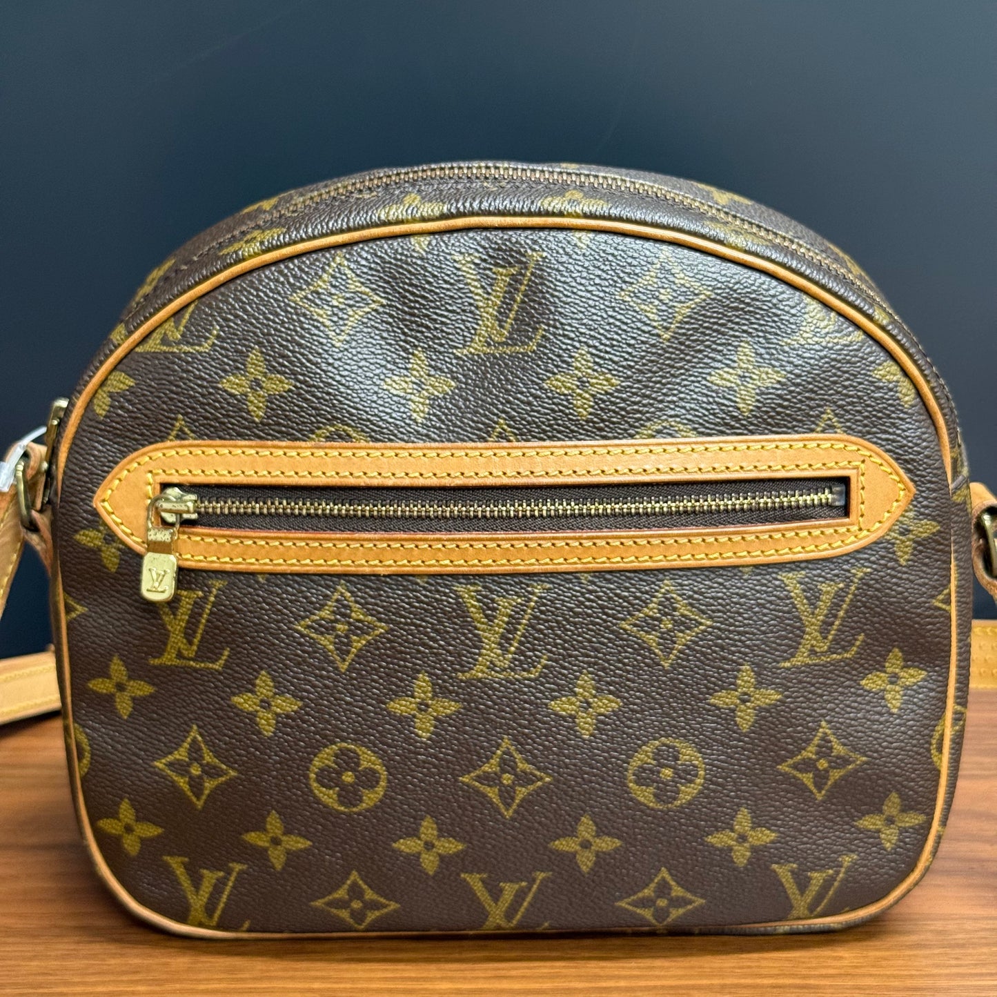 Louis Vuitton - Senlis