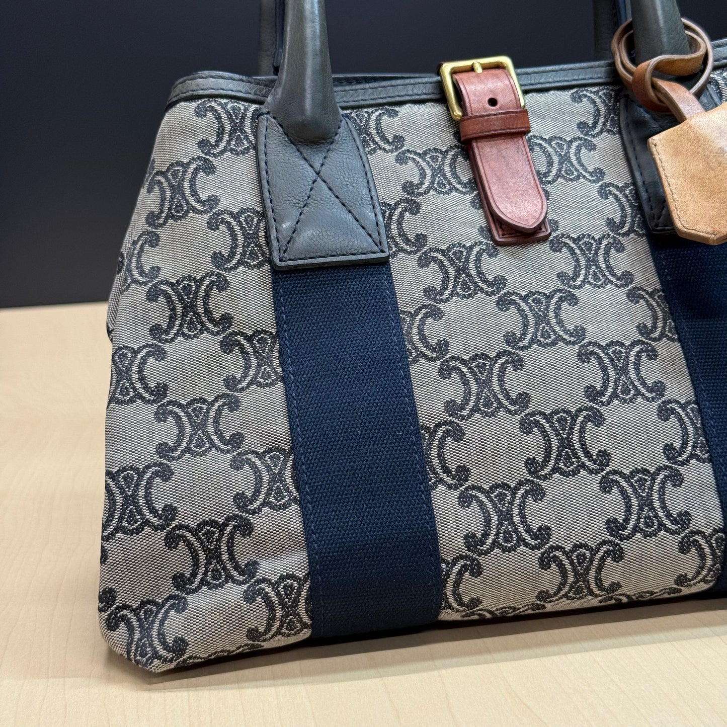 Celine shopping denim triomphe