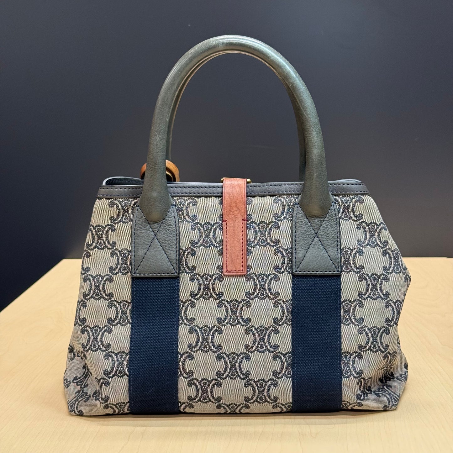 Celine shopping denim triomphe