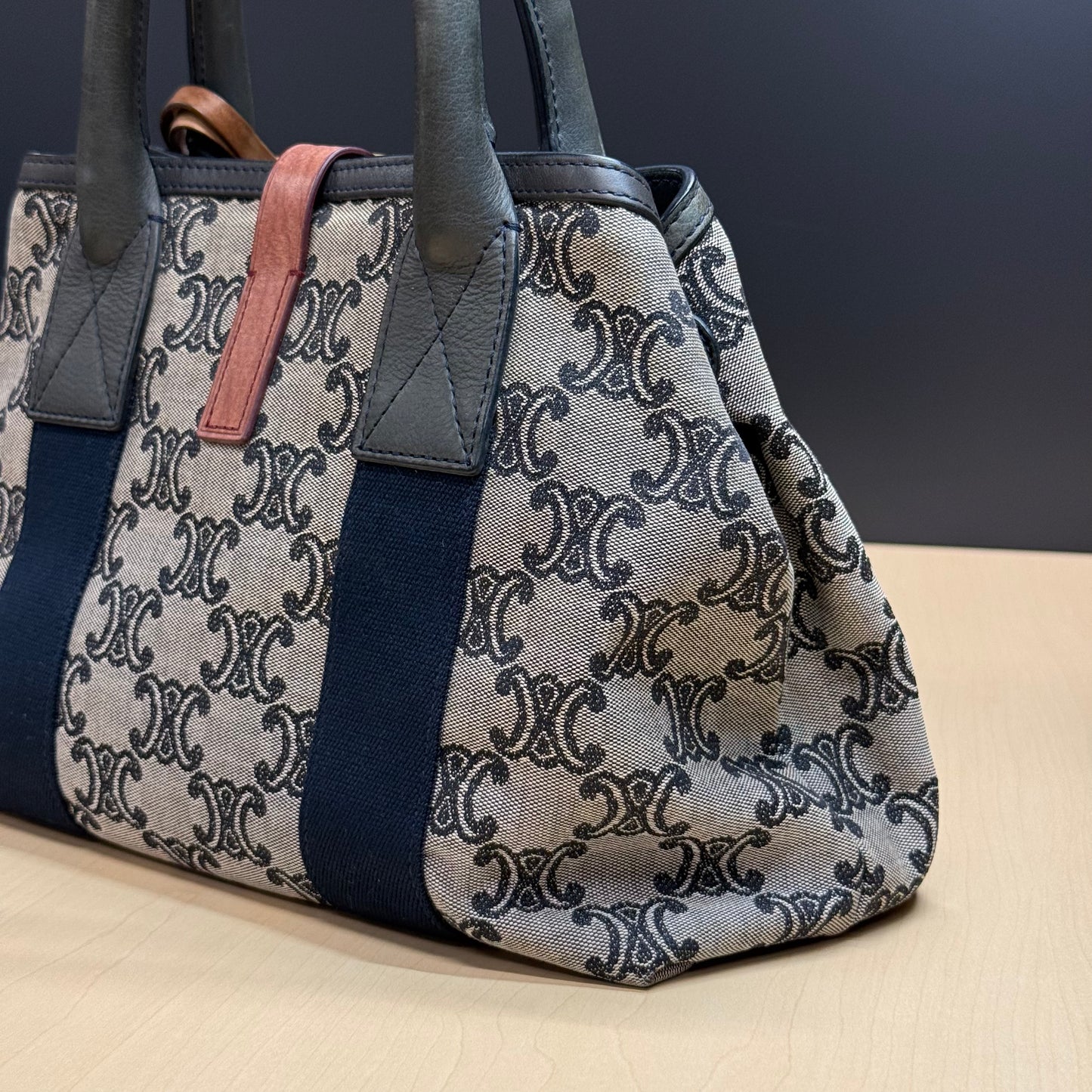 Celine shopping denim triomphe