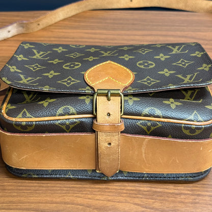 Louis Vuitton - Cartouchière