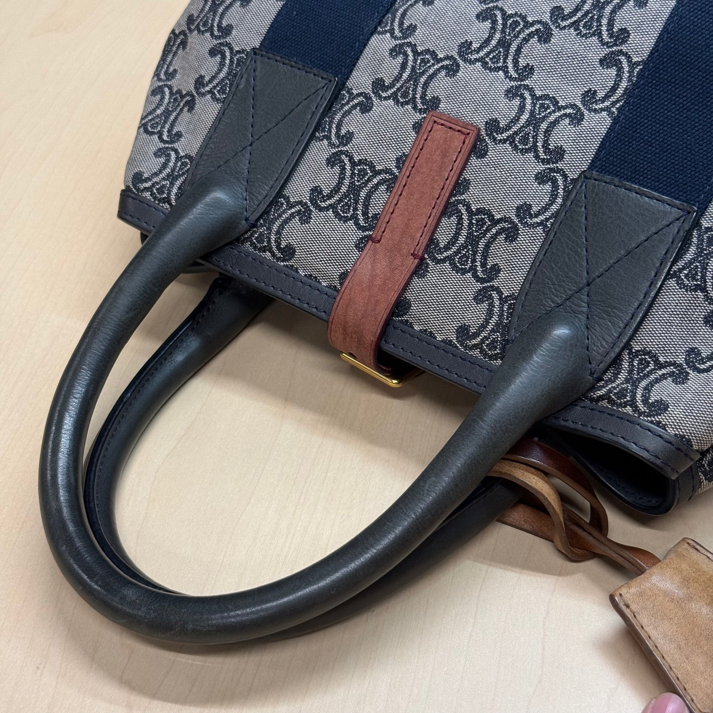 Celine shopping denim triomphe