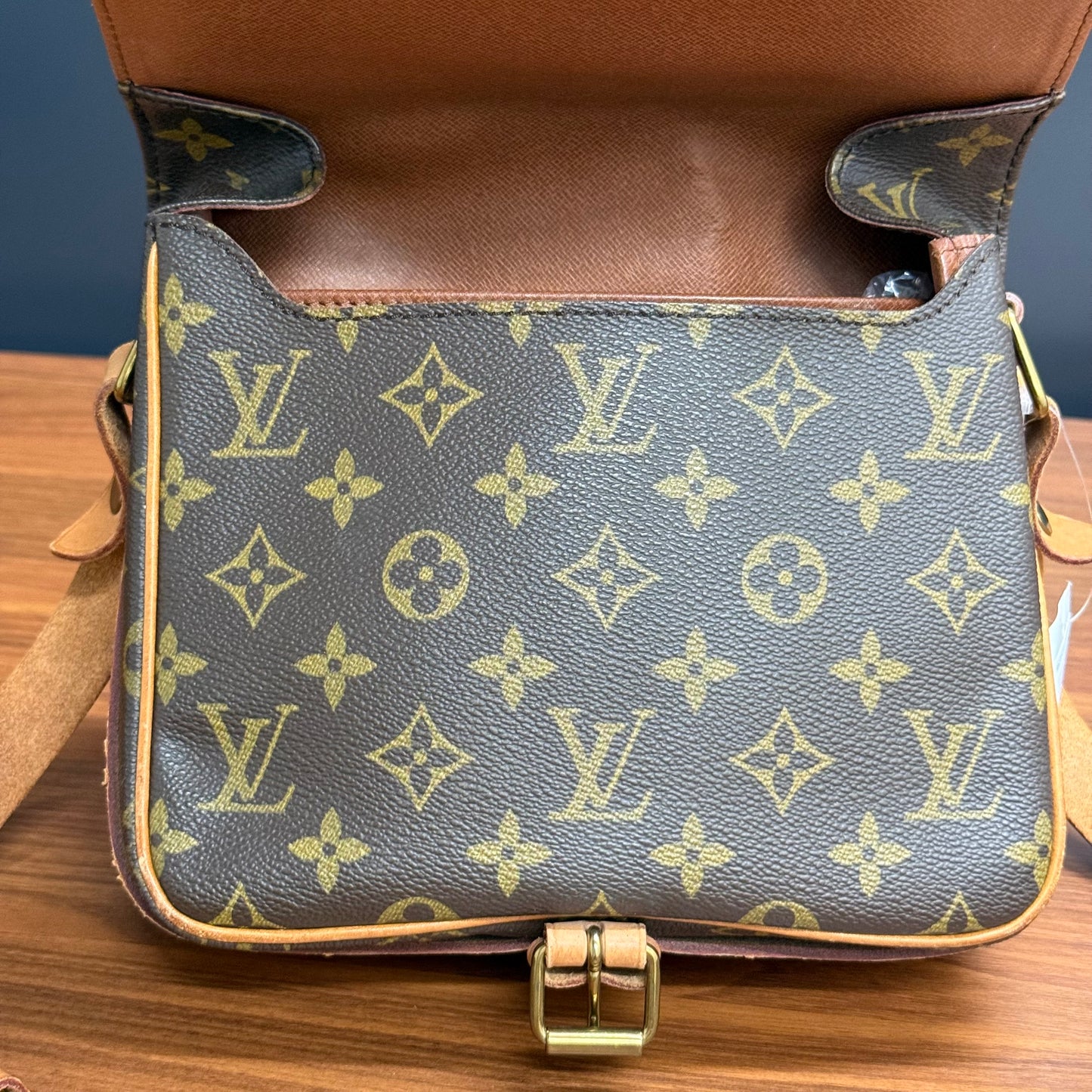 Louis Vuitton - Cartouchière