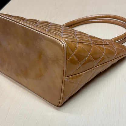 Chanel Shopping médaillon