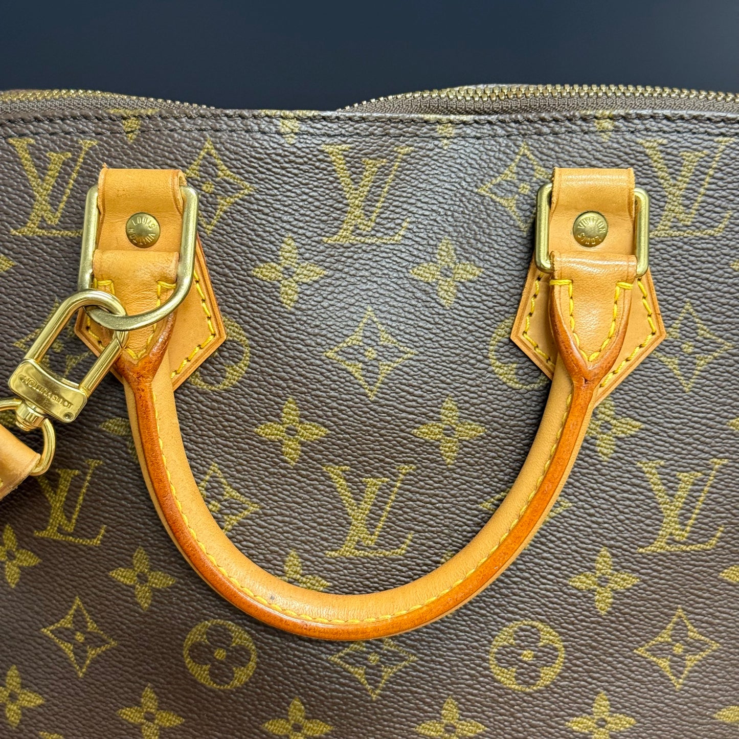Louis Vuitton - Alma
