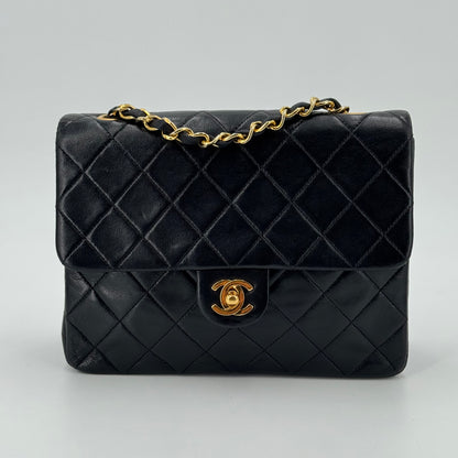 Chanel Classique Square