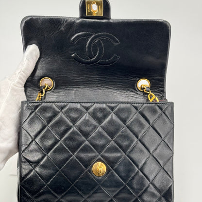 Chanel Classique Square
