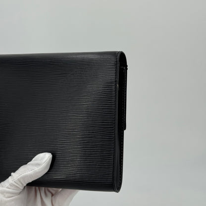 Louis Vuitton Pochette