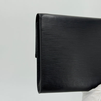 Louis Vuitton Pochette