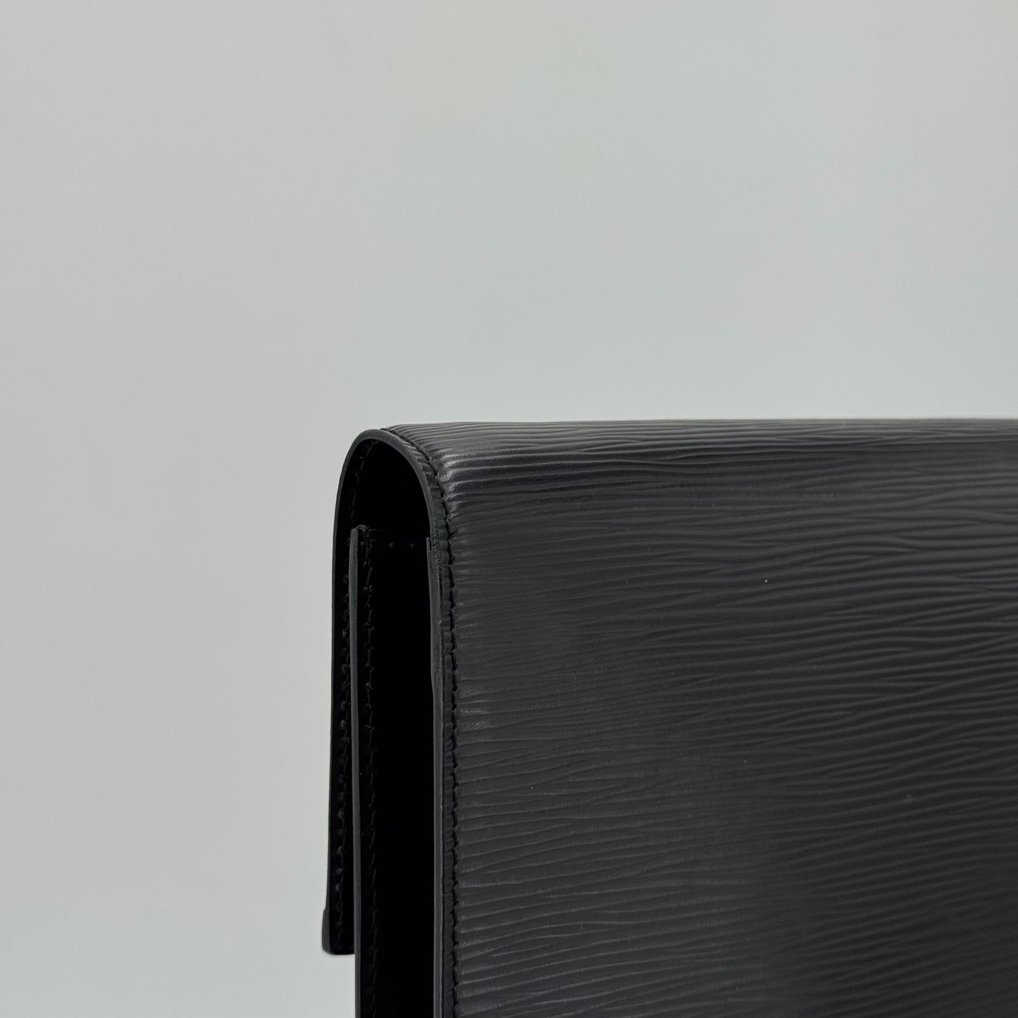 Louis Vuitton Pochette