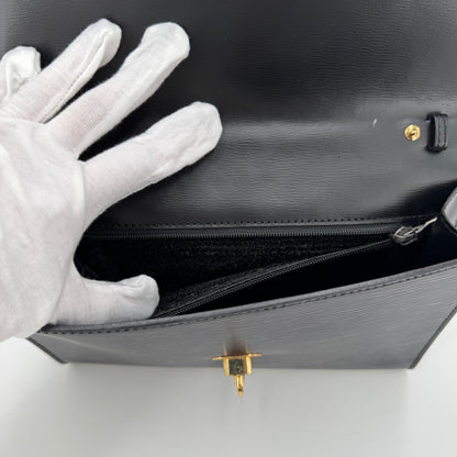 Louis Vuitton Pochette