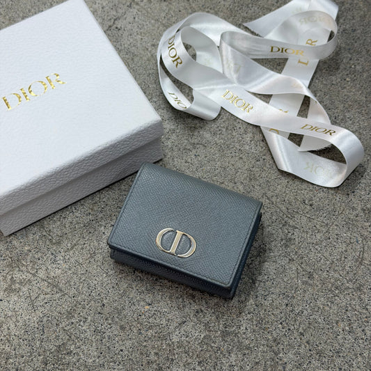 Dior Lotus Montaigne