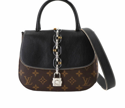 Louis Vuitton Chain It
