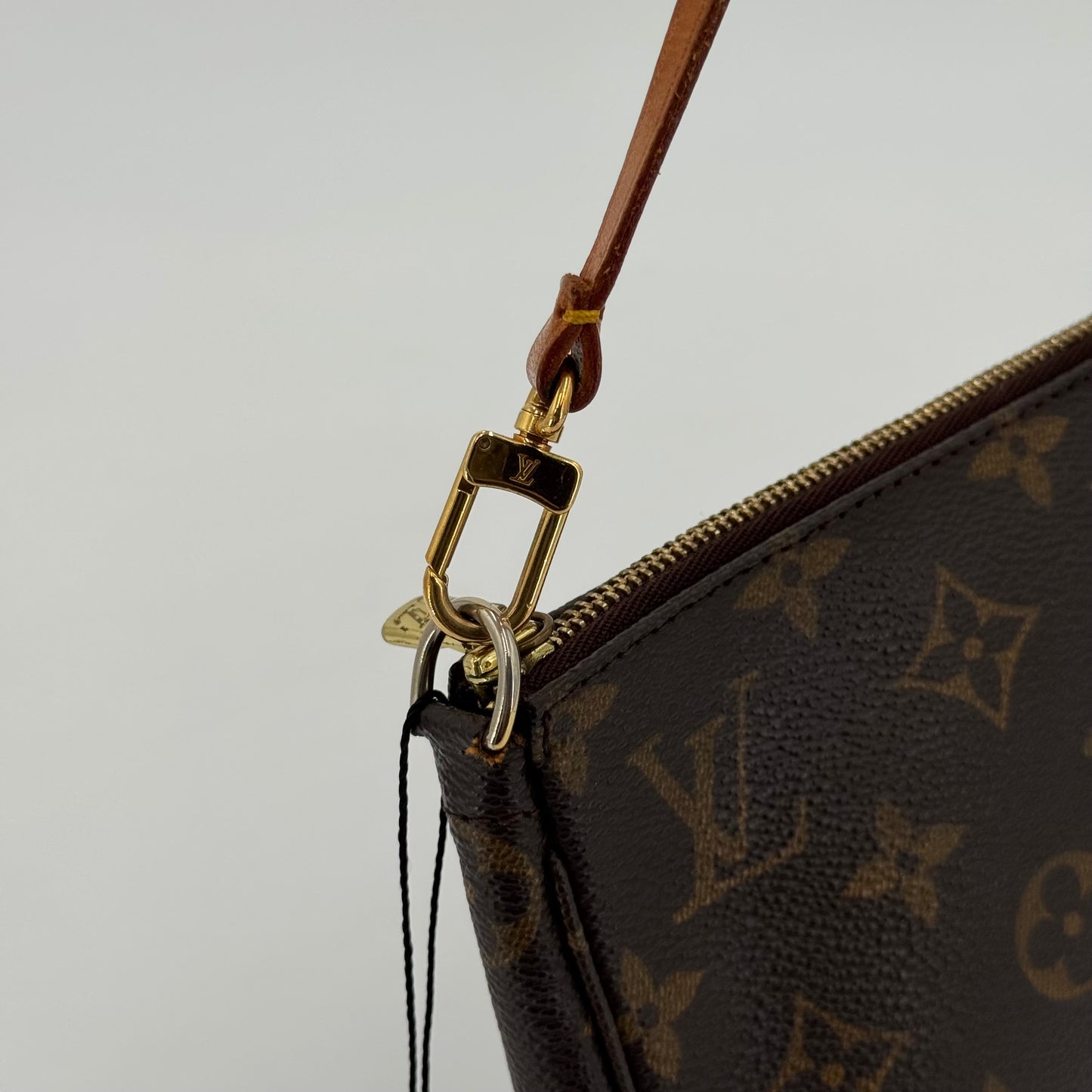 Louis Vuitton Pochettes accessoires