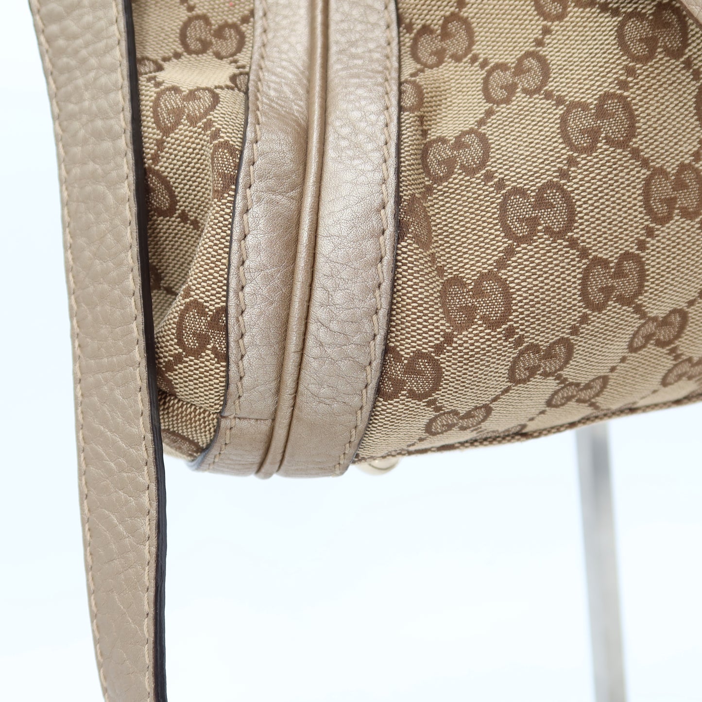 Gucci Shopping doré