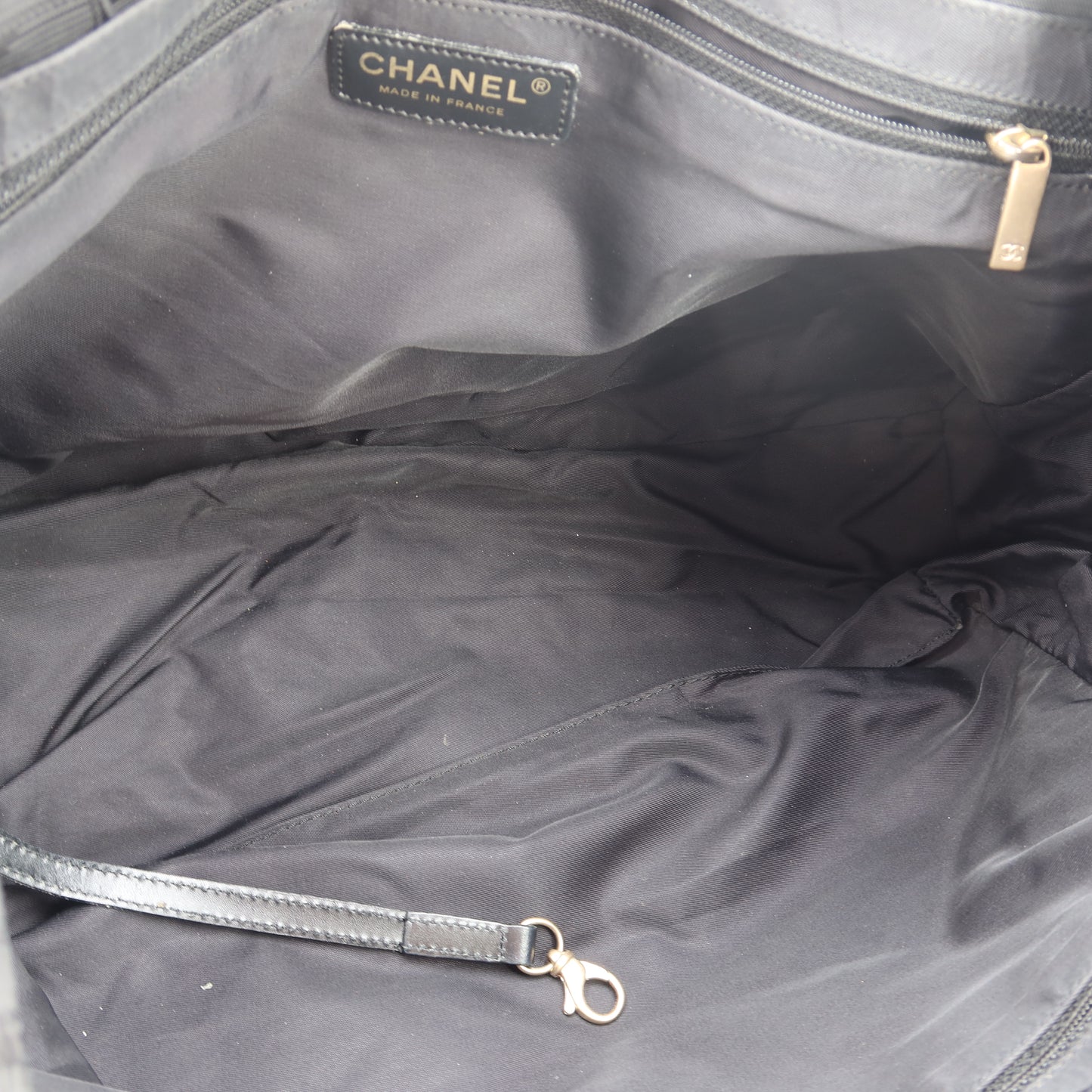 Chanel shopping travel line