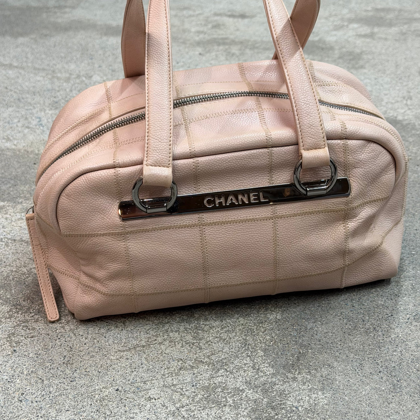 Chanel Chocobar Bowling