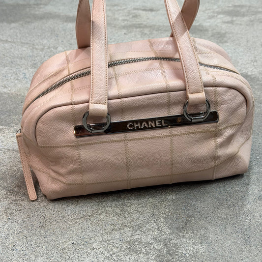 Chanel Chocobar Bowling