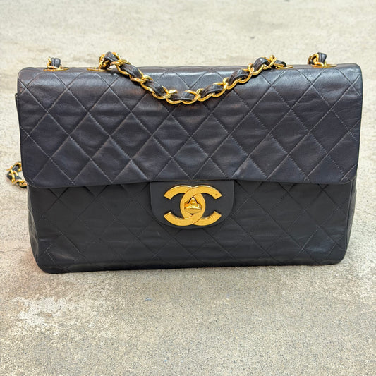 Chanel Maxi Jumbo vintage