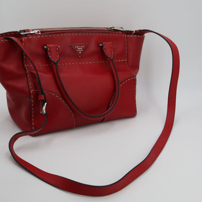 Prada shopping Bordeaux
