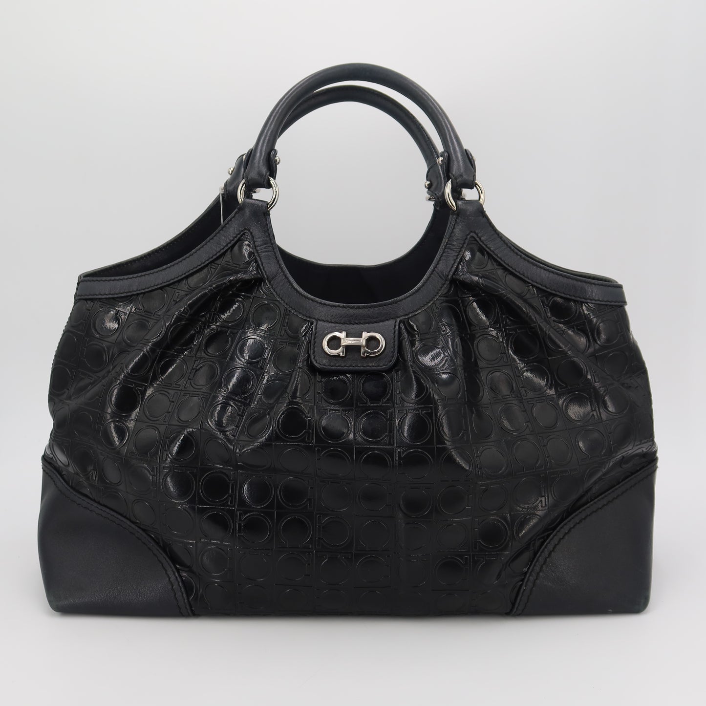 Salvatore Ferragamo Hobo XL