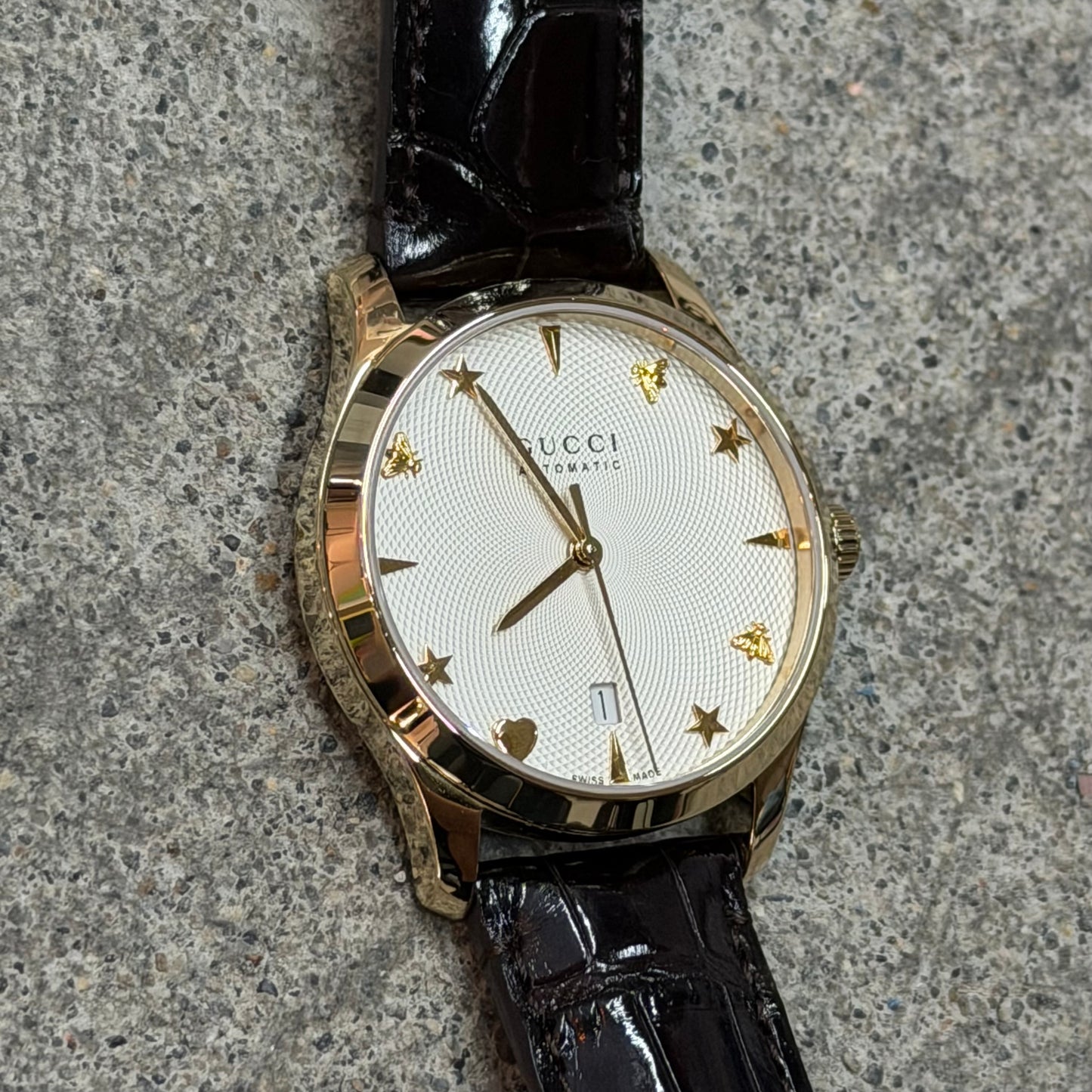 Gucci G-Timeless 126.4
