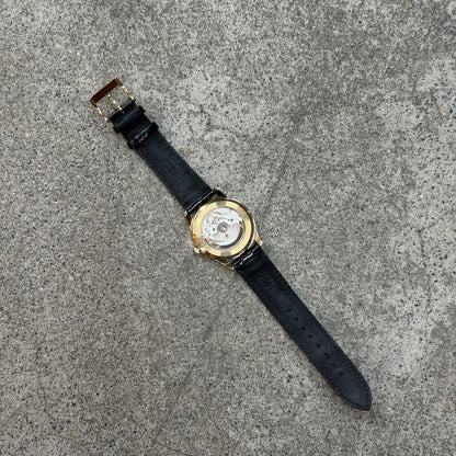 Gucci G-Timeless 126.4
