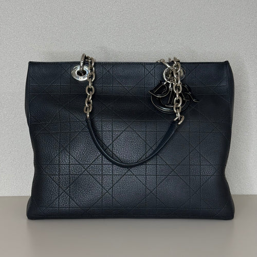 Christian Dior Shopping