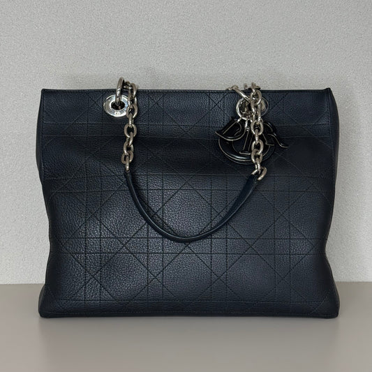 Christian Dior Shopping