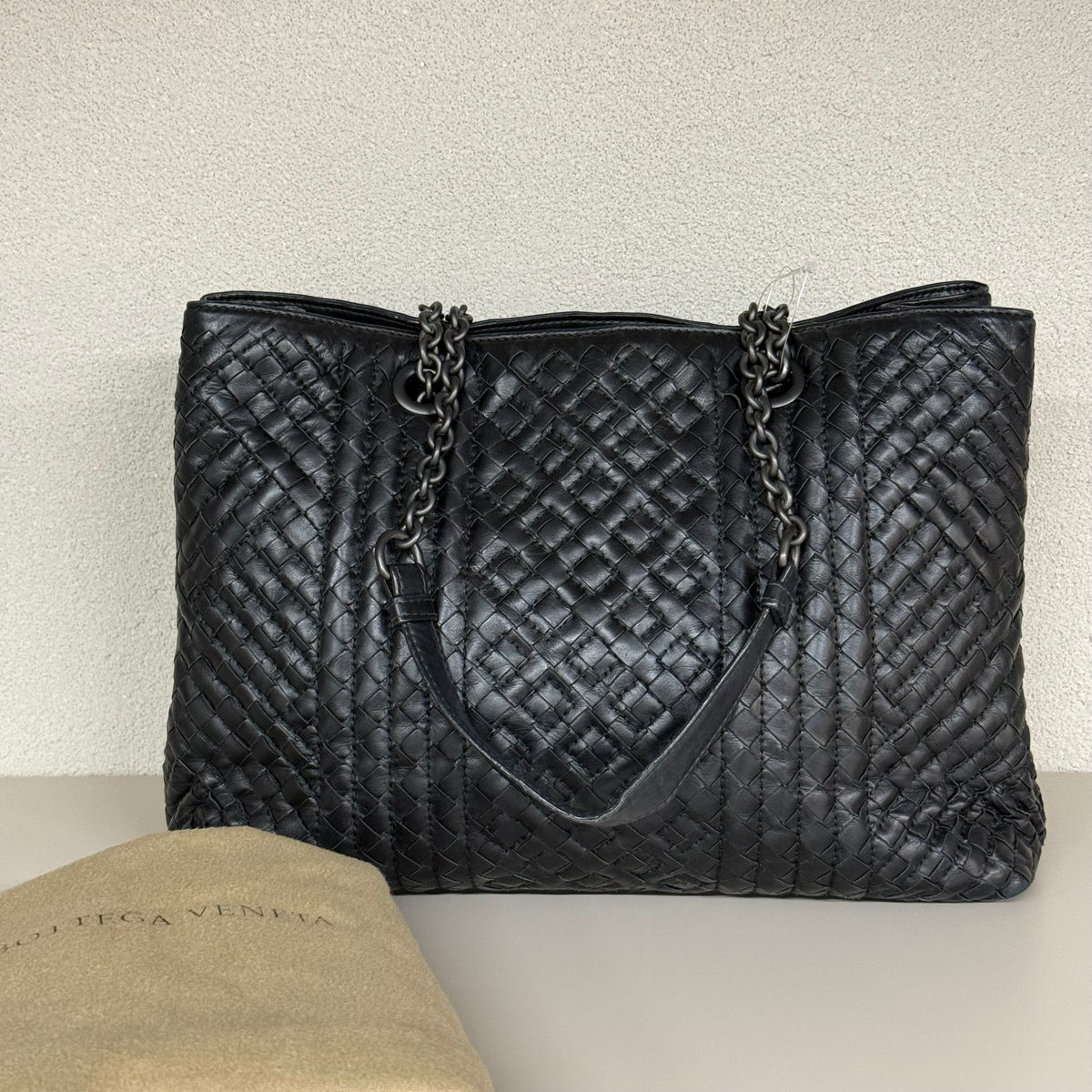Bottega Veneta Shopping