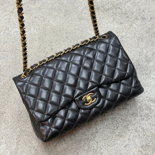 Chanel Timeless Jumbo
