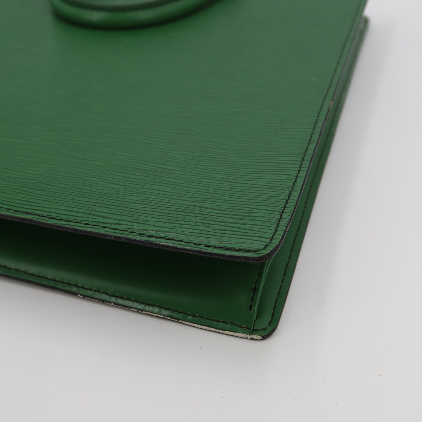 Louis Vuitton sac plat épi vert