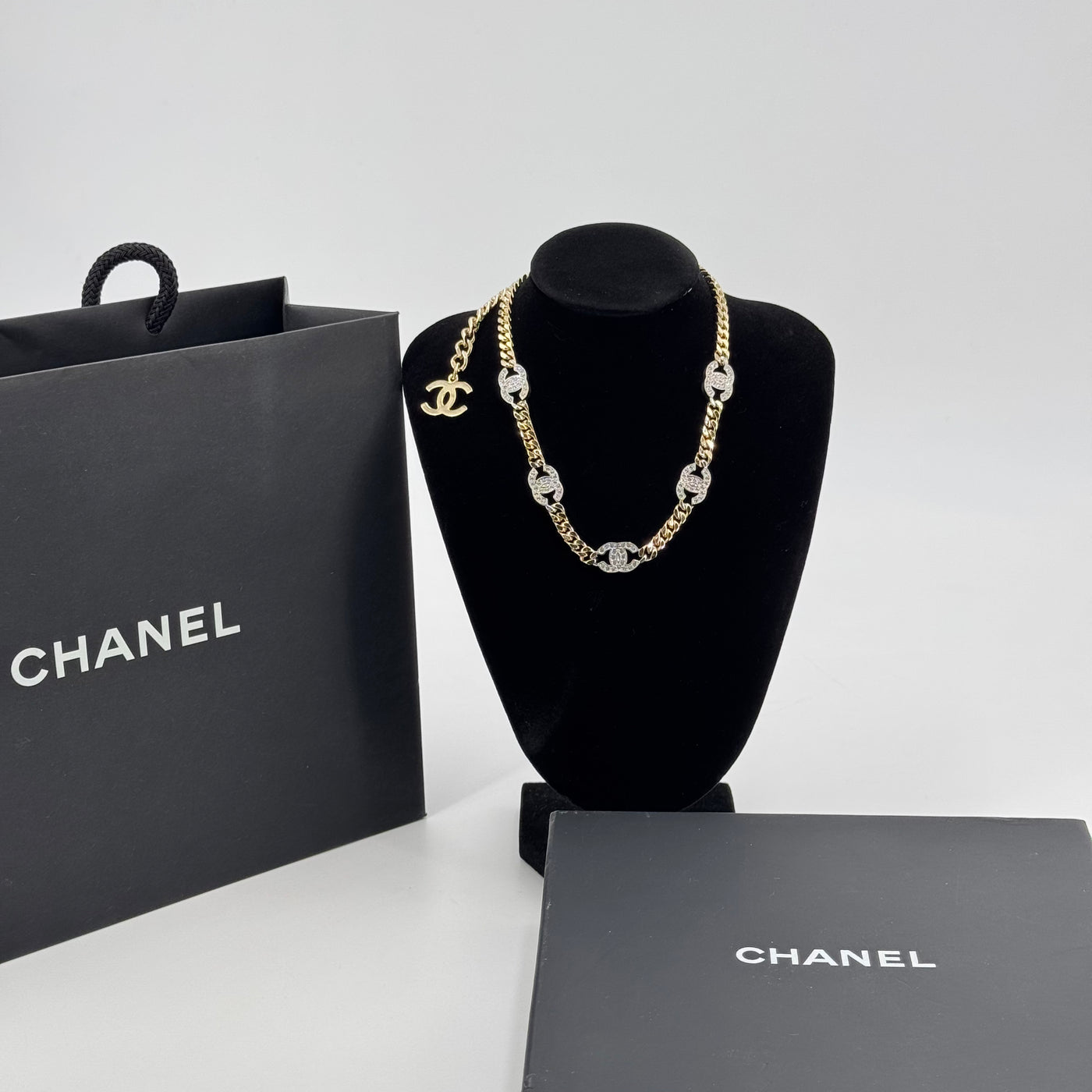 Chanel collier