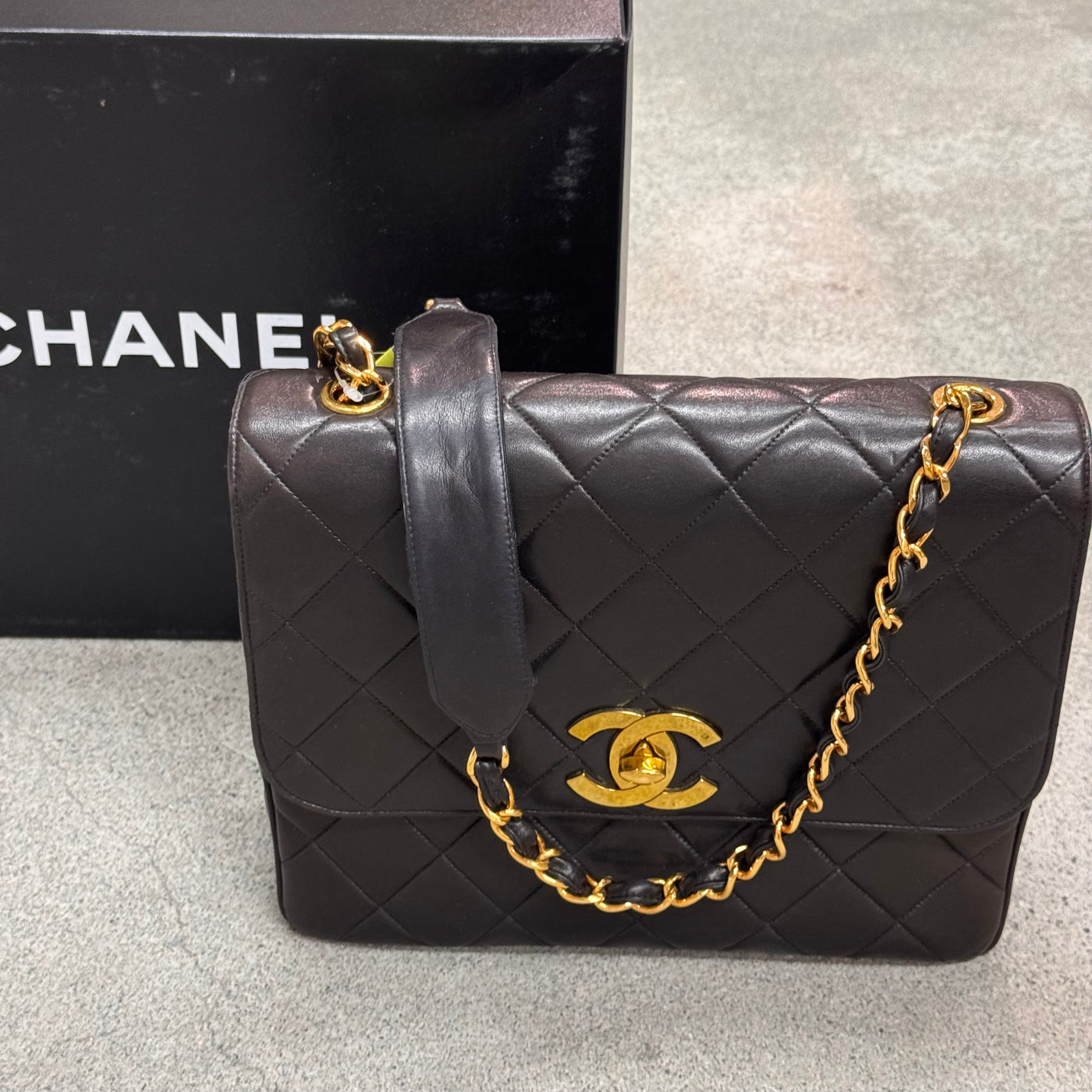 Chanel Classique Jumbo Square