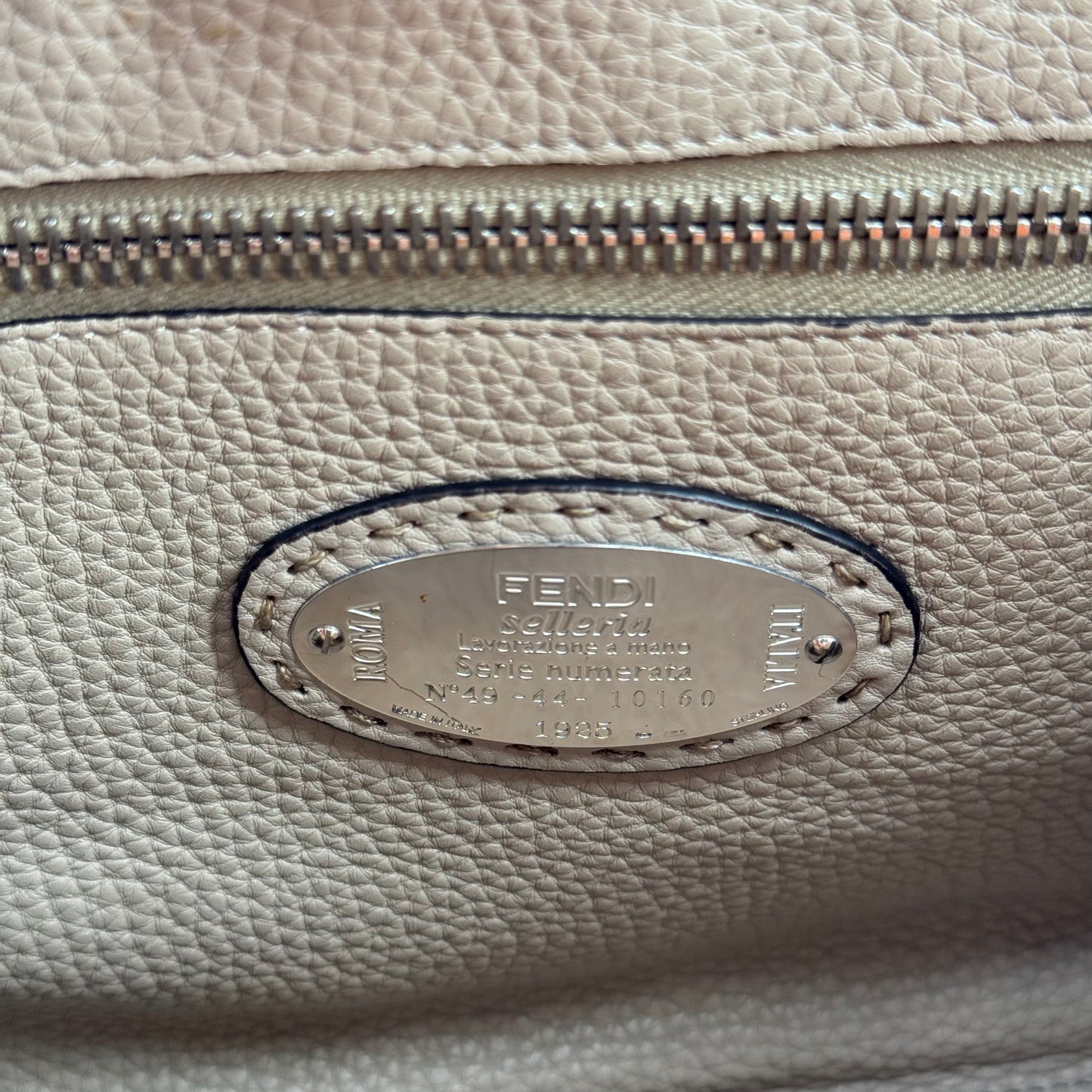 Fendi peekaboo selleria MM