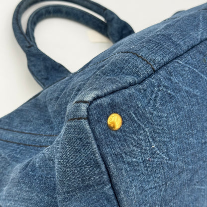 Prada Canapa