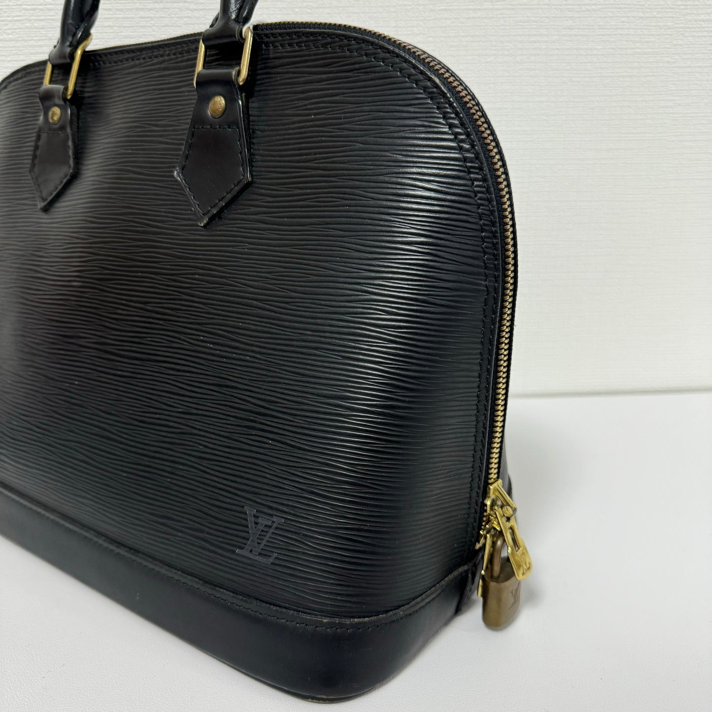 Sac Alma Épi noir LV