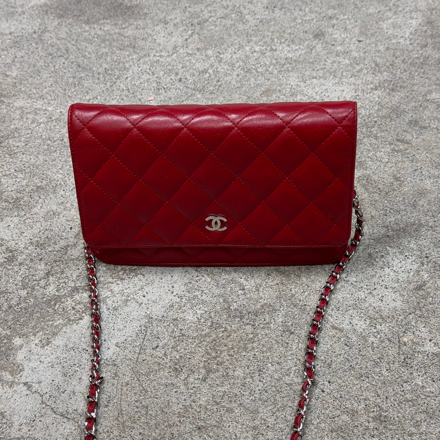Chanel Wallet on Chain