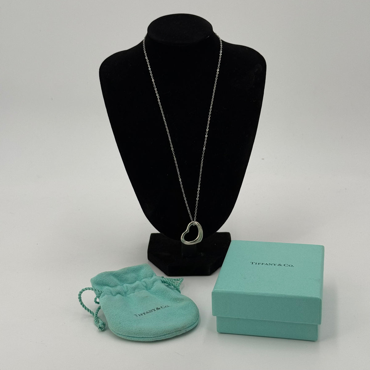 Tiffany & Co Open Heart Collier