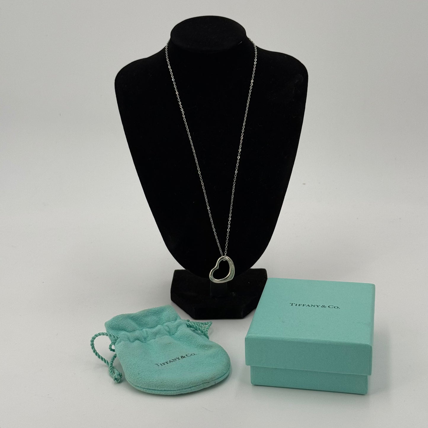 Tiffany & Co Open Heart Collier