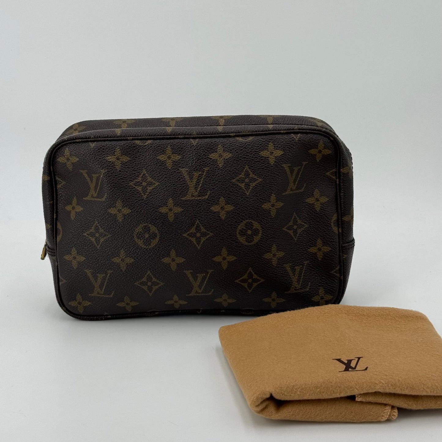 Louis Vuitton Trousse