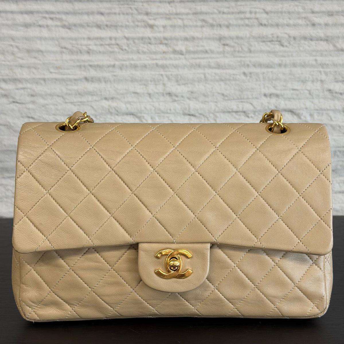 Chanel Timeless A01112 - Beige