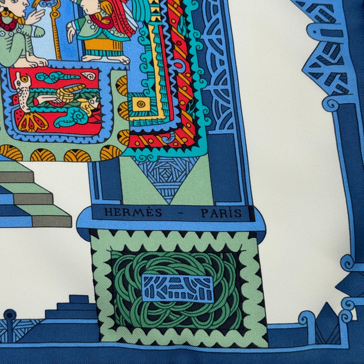 Hermès Carré "Astres et Soleils"