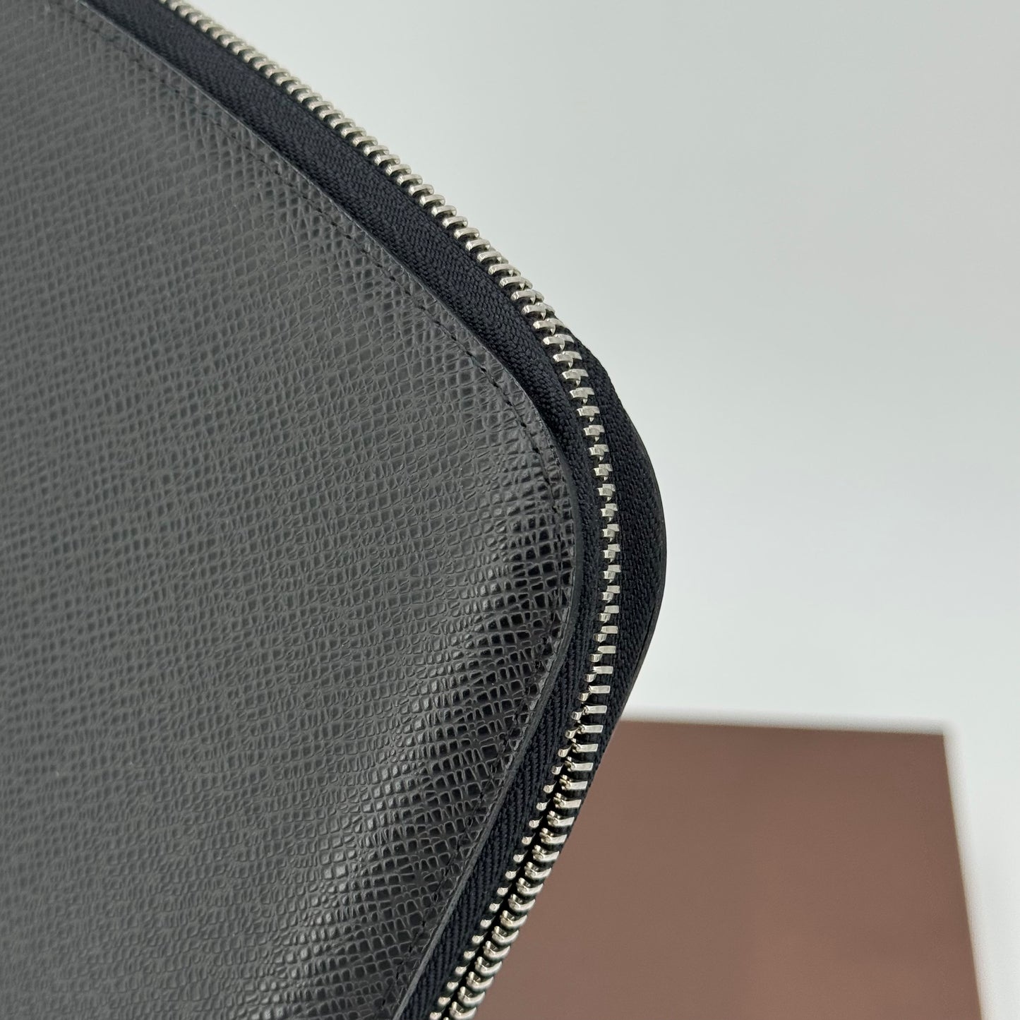 Louis Vuitton Porte documents de voyage