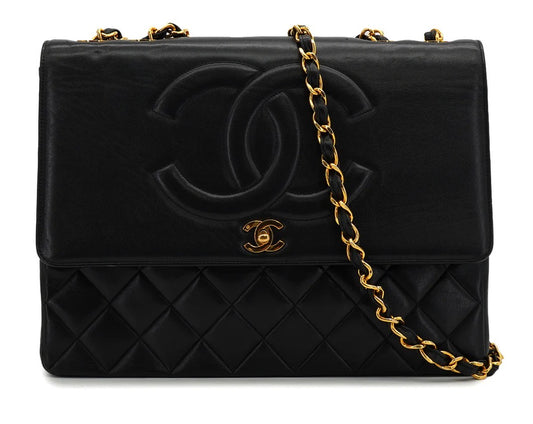 Chanel Maxi Flap Edition Limitée